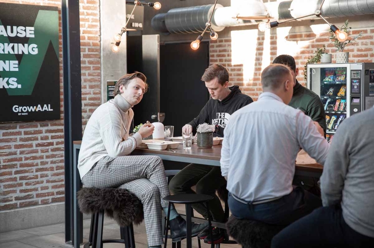 GrowAAL EAST kontorfællesskab Fælles frokost.