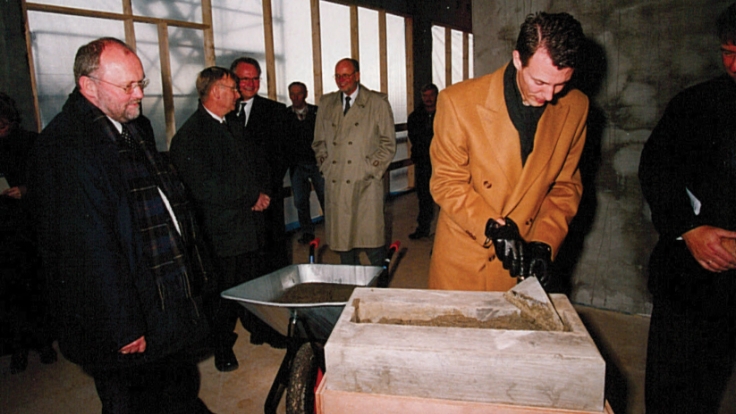 HRH Price Joakim lays the foundation stone for the construction of NOVI 6 in 2006..